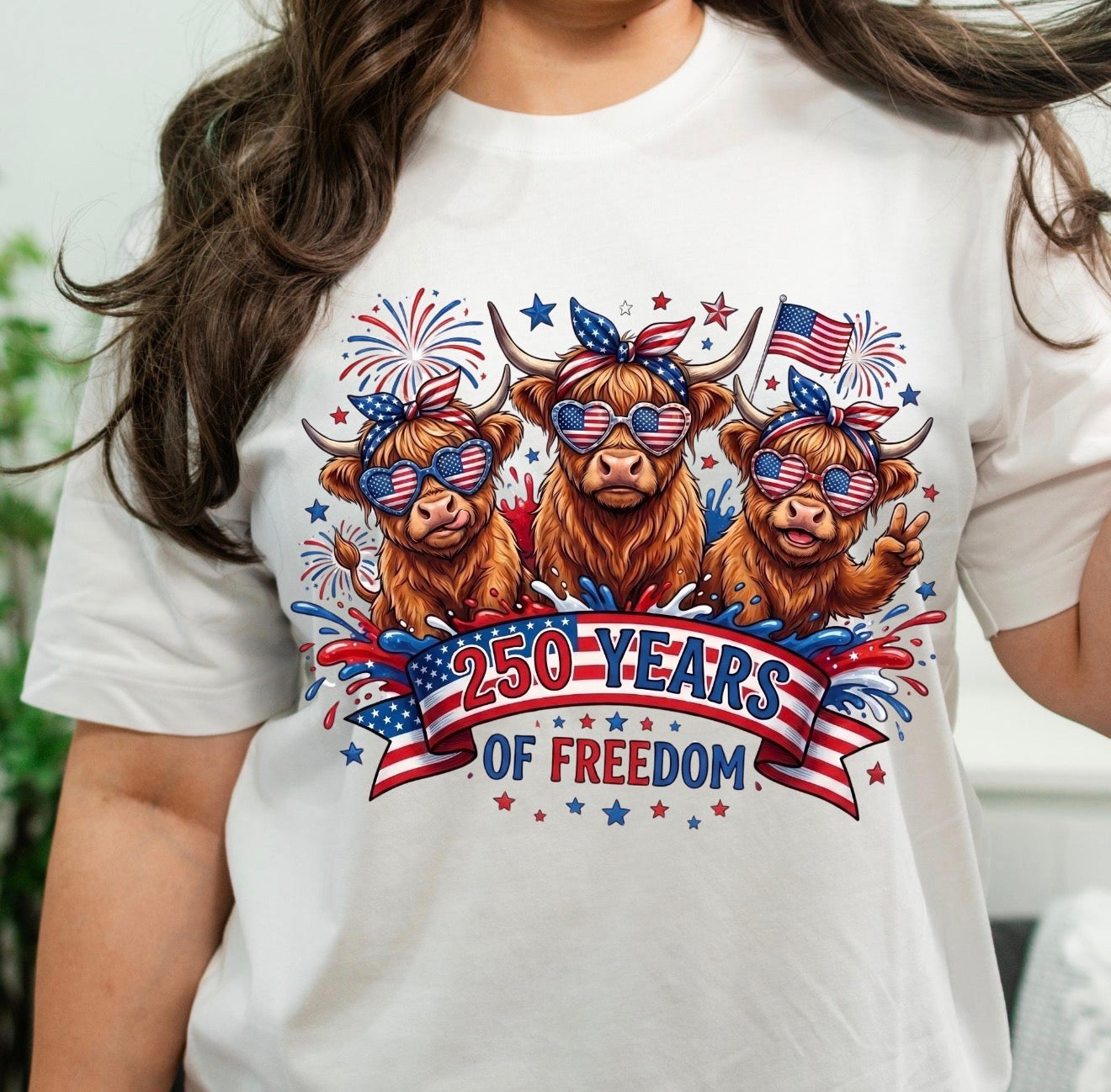 Highland Cow 250 Years of Freedom Patriotic Graphic Tee